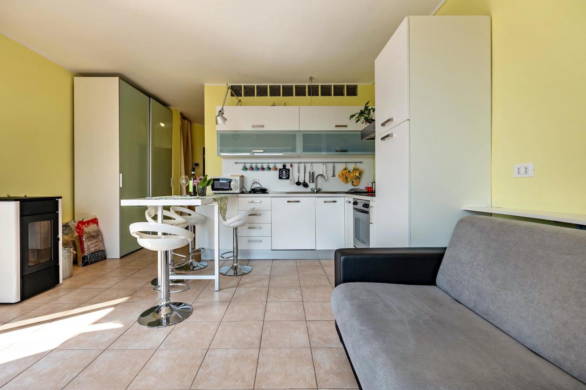 Casa Sara With Swimming Pool Apartment Riva del Garda Exterior photo